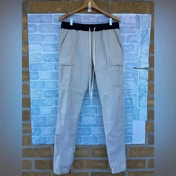 Fear of God Essentials Cargo Pants Khaki large - Picture 3 of 15